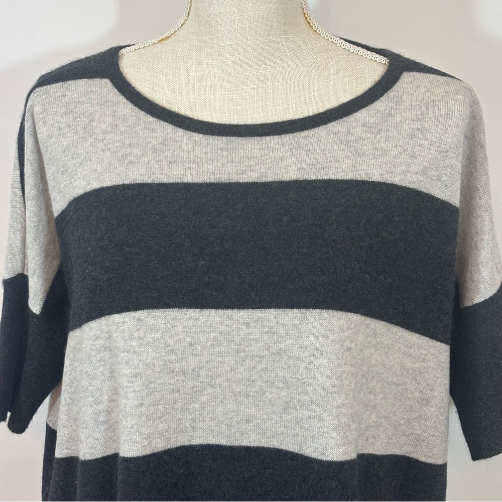Design History Pure Cashmere Lux Gray Black Stripe Sweater Size S Oversized - Picture 4 of 9